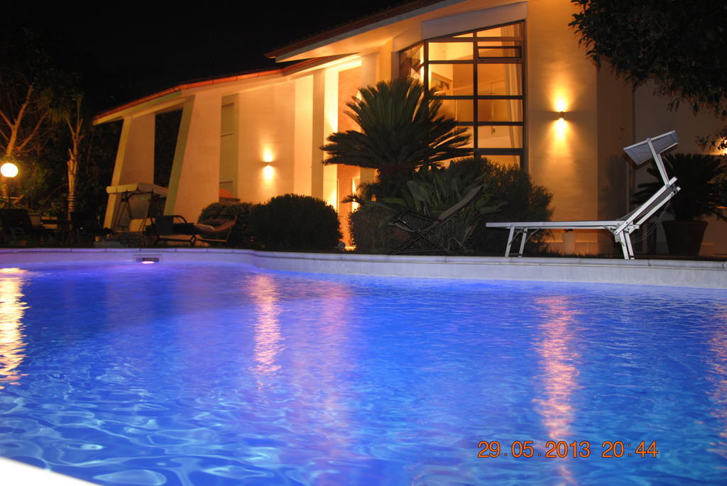 Relais Villa Stella Таранто Экстерьер фото