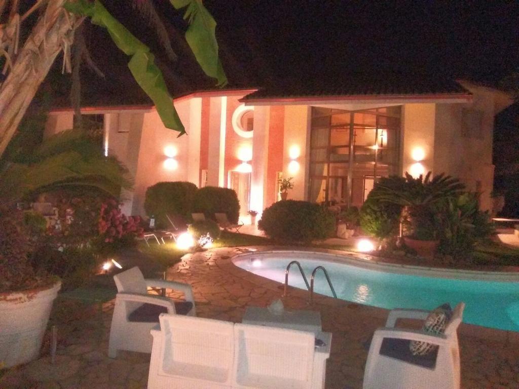Relais Villa Stella Таранто Экстерьер фото